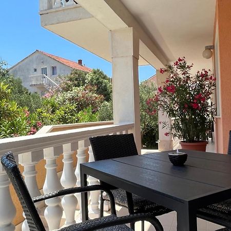 Villa Senija 오레비츠 외부 사진
